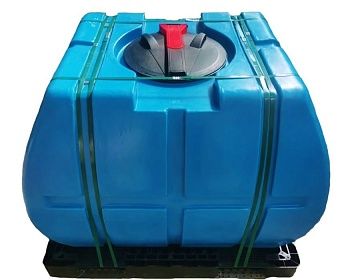 Бак пластиковый К1000 (124х110х94) кубический, 900 л., на поддоне с крышкой 486 мм